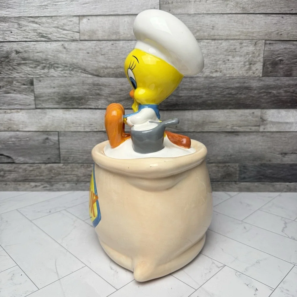 Tweety Bird Flour Sack Cookie Jar Warner Brothers Looney Tunes 1997 VTG